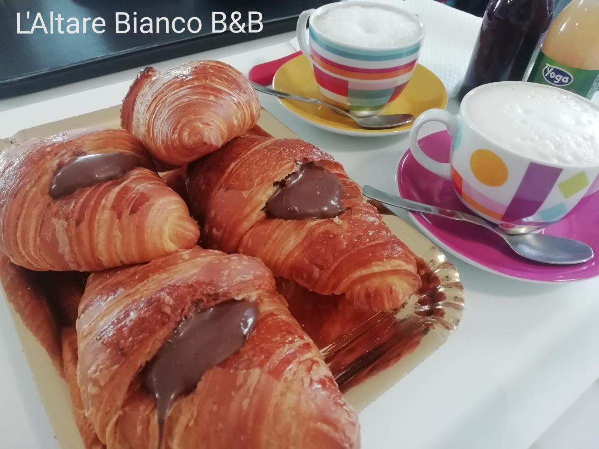 B&B L'Altare Bianco В'єсте Екстер'єр фото