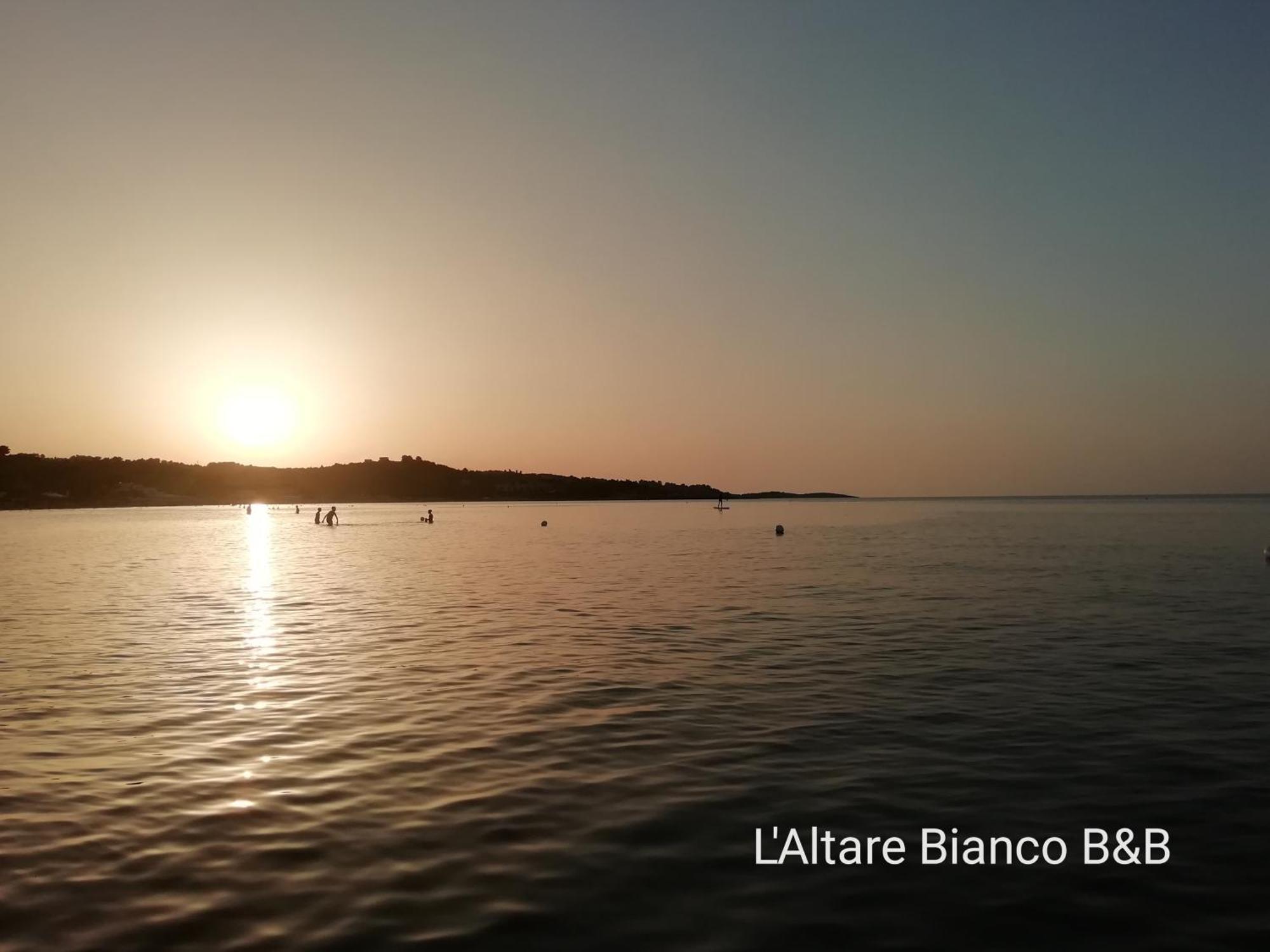 B&B L'Altare Bianco В'єсте Екстер'єр фото